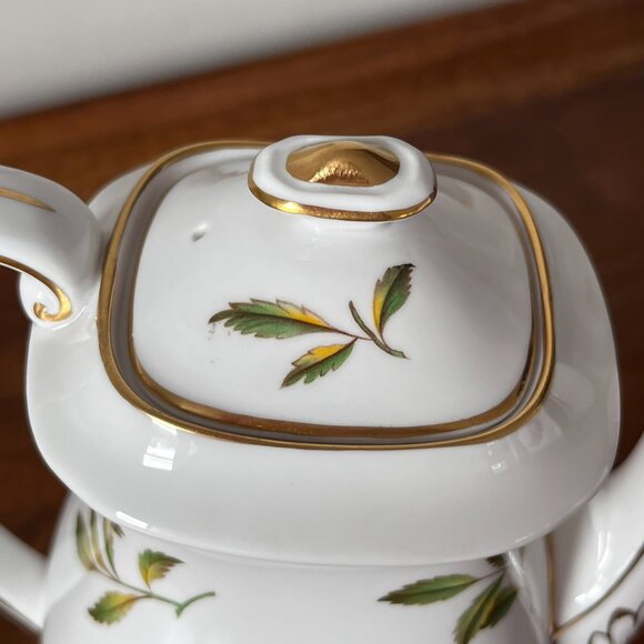 Spode REPRODUCTION Blenheim Coffee Pot Bone China England 1815 Pattern Pears - Picture 8 of 14